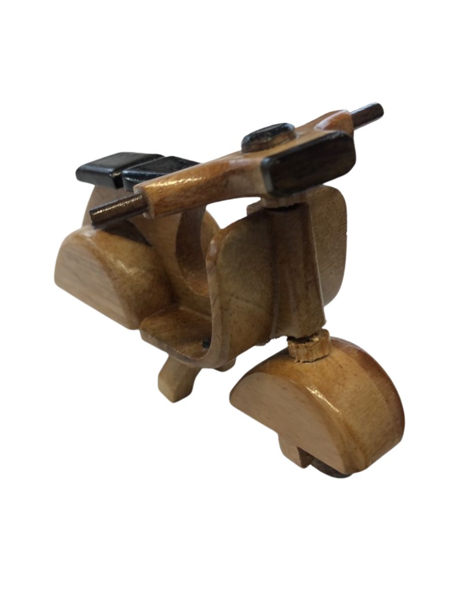 Vespa in legno - NUOVA artigiano Graziano Brotto